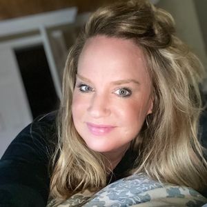 Meet your Posher, Posh